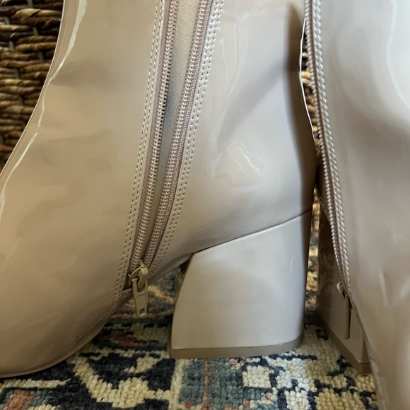 HM Booties - Picture 3 of 5